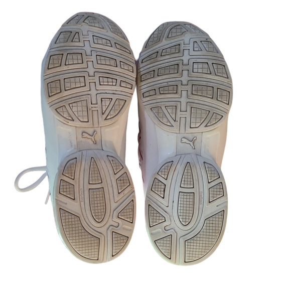 Puma Riaze Prowl Metal Womens Running Shoes WIDE White Metallic Silver Sz 8.5 - Picture 4 of 5